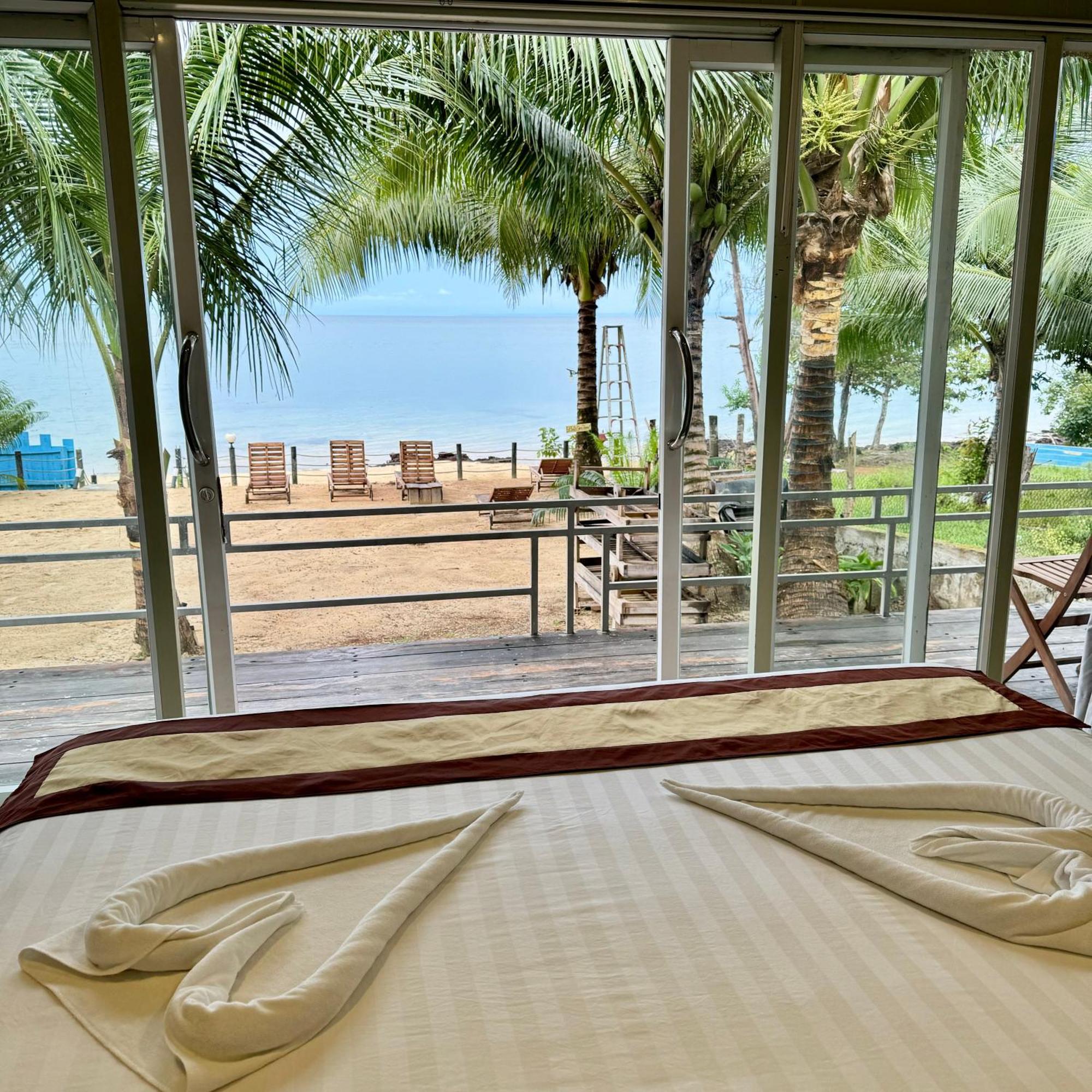 Naroth Beach Bungalow Prek Svay Village Eksteriør bilde